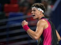  郑州九中足球队出征西班牙马德里杯 -九游娱乐