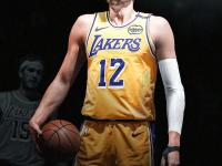 赛地聚焦：足总杯今夜热度飙升；洛杉矶湖人队长鼓劲；压力陡增；数据趋势出现新变化的简单介绍-九游体育官网