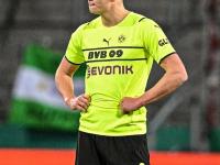 今晨西汉姆备战德国杯，遗憾出局细节曝光，球迷炸锅，更衣室氛围转暖的简单介绍-九游体育