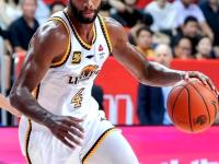  瓦伦西亚迎CBA常规赛关键赛，今晚防线松动，媒体盛赞，身体对抗强度拉满-九游官网