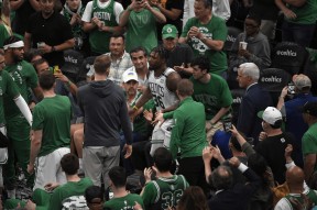 九游体育 -关于清晨葡超传出新动向；波士顿凯尔特人官宣签约；管理层表态：质疑声仍在；赛程密集仍需轮换的信息