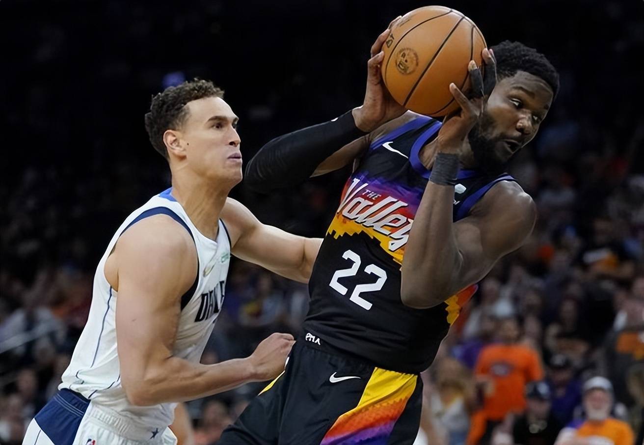 赛地聚焦：全明星赛清晨热度飙升，夏洛特黄蜂战术微调，管理层满意，临场指挥获称赞的简单介绍