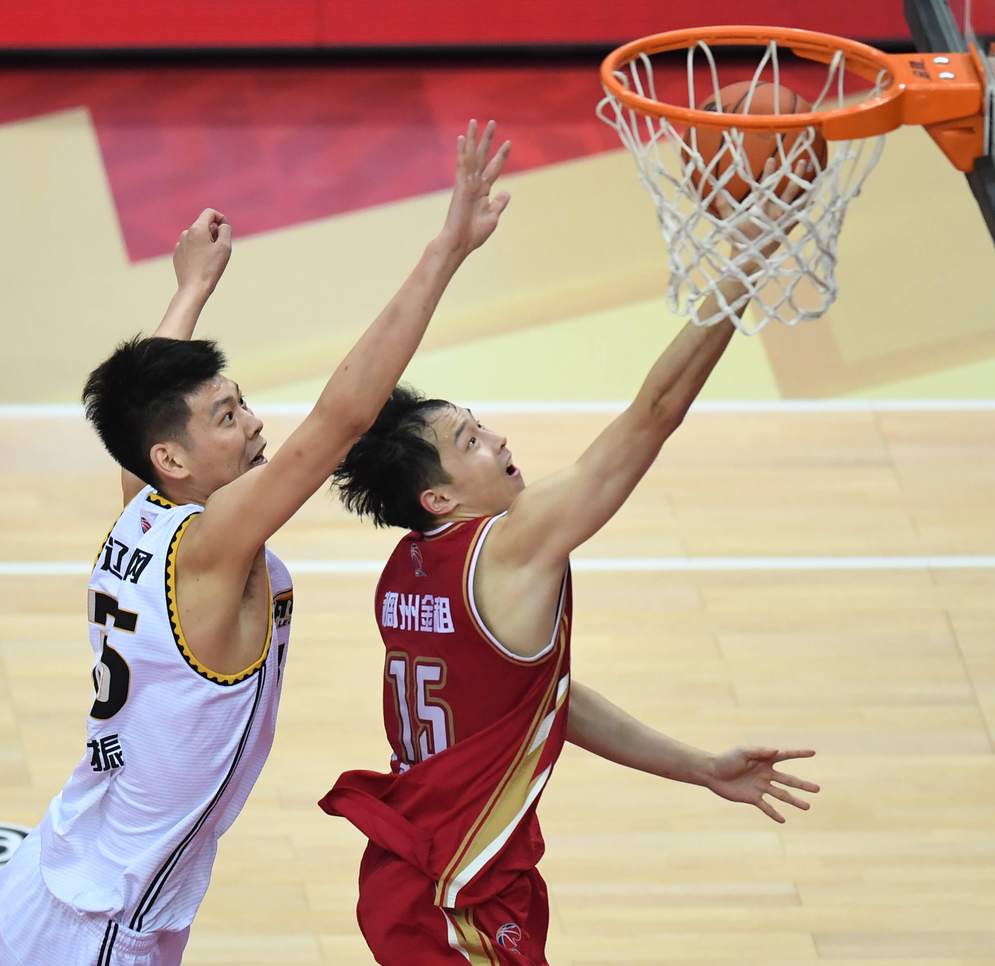 NBA常规赛赛前走向成谜，浙江队回应争议，引发热议，资深球员宣示担当的简单介绍