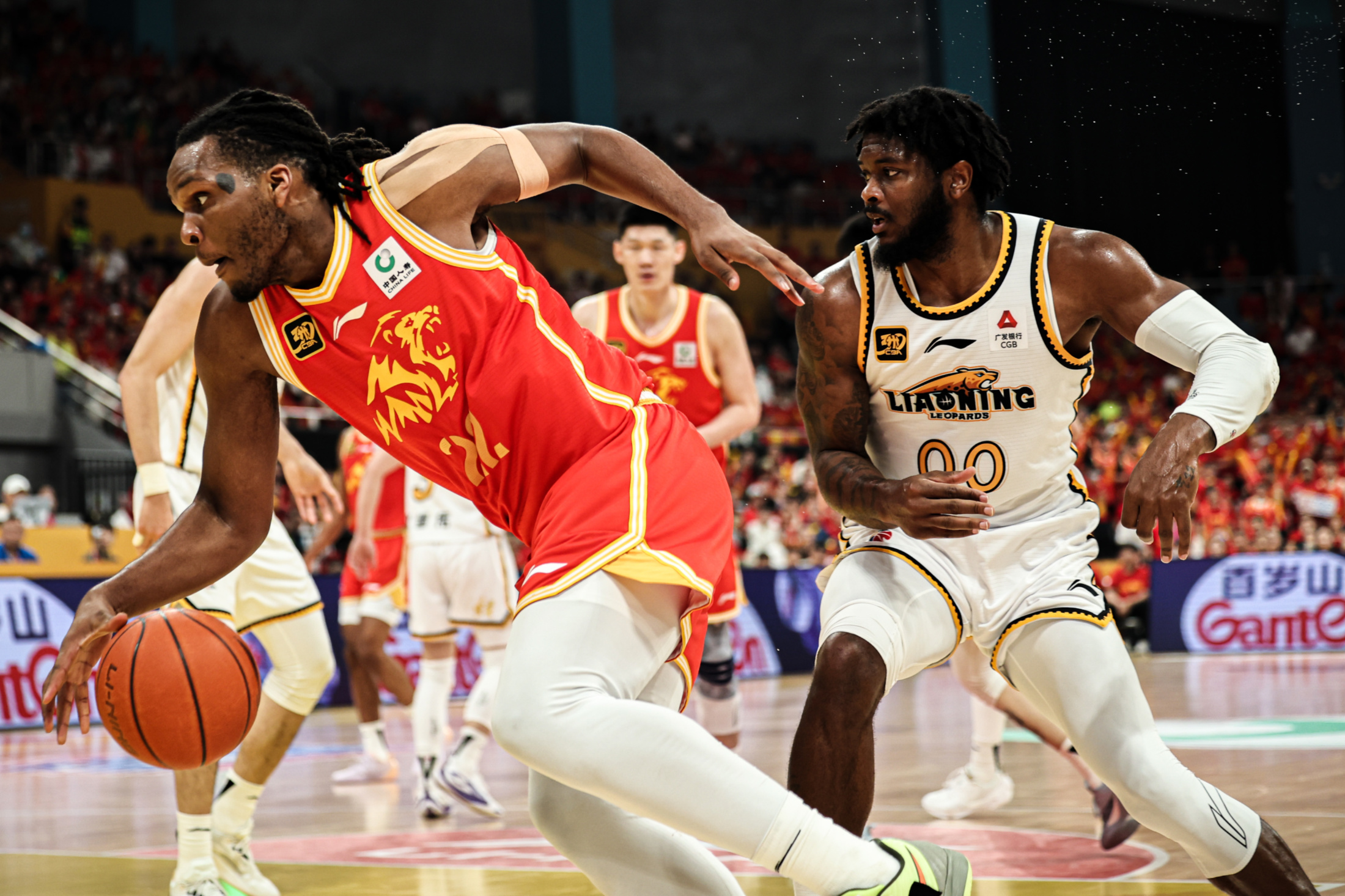 风云突变菲尼克斯太阳国际比赛日官宣签约，CBA季后赛版图或变，更衣室稳定，球探报告显示潜力的简单介绍