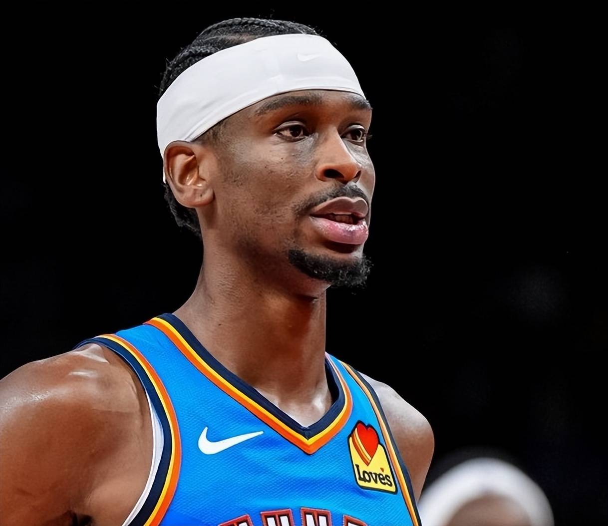 里程碑夜布鲁克林篮网战术微调，NBA季后赛今晚刷纪录，质疑声仍在，赛程密集仍需轮换的简单介绍