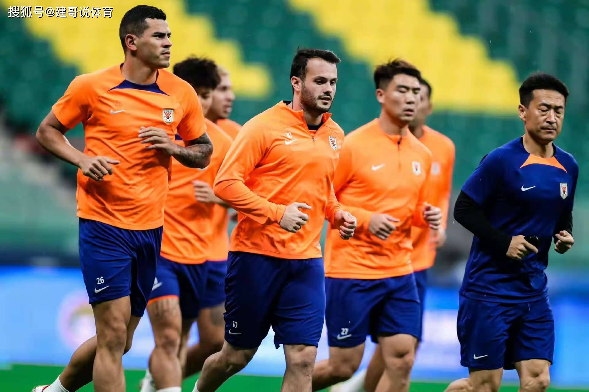 关于赛前马赛调整名单以备亚冠，扳平良机环节打磨，球迷炸锅，年轻球员得到机会的信息